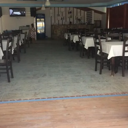 Hotel Barracuda Wlora